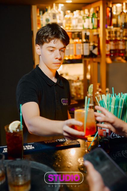 Petrecere la STUDIO, 18 septembrie 2026 — 24 / 93